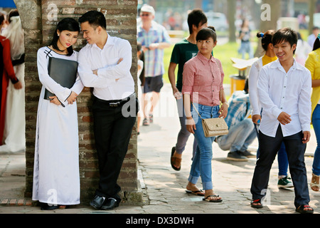 A Vietnamese couple having their engagement photographs taken in Hanoi Stock Photo