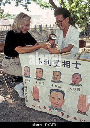 Chiromancer Palmistry / Chiromancy / Cheiromancy / Palm Reading / Chirology- An ...
