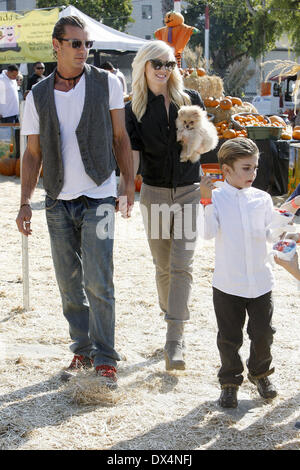 Zuma Rossdale and Gavin Rossdale At Shawn's pumpkin patch, Culver City