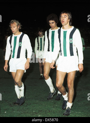 football, Bundesliga, 1973/1974, Stadium am Boekelberg, Borussia Moenchengladbach versus 1. FC Kaiserslautern 2:2, Gladbach players, f.l.t.r. Berti Vogts, Christian Kulik, Hans Klinkhammer, Dietmar Danner Stock Photo