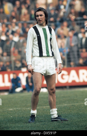 football, Bundesliga, 1973/1974, Stadium am Boekelberg, Borussia Moenchengladbach versus MSV Duisburg 3:2, Dietmar Danner (MG) Stock Photo