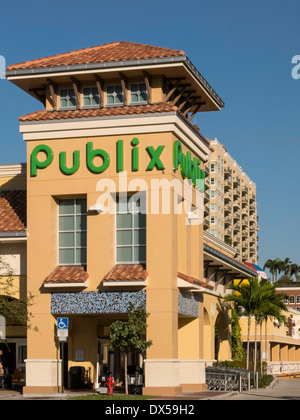 Publix Super Market in Fort Lauderdale, FL Stock Photo