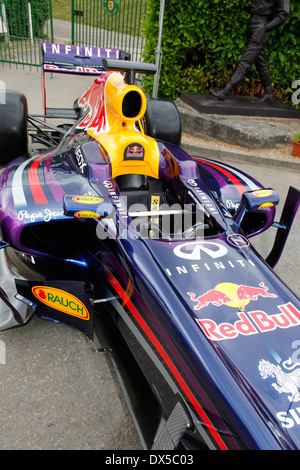 Red Bull Renault RB6 at Mallory Park Stock Photo