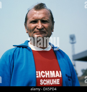 football, Bundesliga, 1976/1977, Rot Weiss Essen, team presentation, portrait coach Ivica Horvat Stock Photo