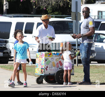 Seal enjoys a day with his children, Leni Samuel, Henry Samuel, Johan Samuel and Lou Samuel at Children's football & American football practice session in Brentwood. Featuring: Seal Where: California, United States When: 27 Oct 2012 Stock Photo