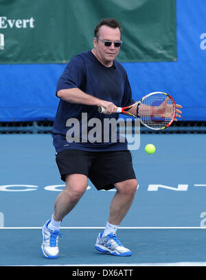 Tom Arnold 23rd Annual Chris Evert/Raymond James Pro-Celebrity Tennis Classic at Delray Beach Tennis Center Delray Beach, Florida - 28.10.12 Featuring: Tom Arnold Where: FL, United States When: 28 Oct 2012 Stock Photo