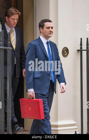 Downing Street, London, March 19th 2014. Chancellor George Osbourne leaves 11 Downing Street to deliver his budget speech to Parliament. Credit:  Paul Davey/Alamy Live News Stock Photo