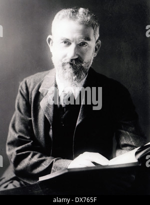 GEORGE BERNARD SHAW (1856-1950) Irish playwright Stock Photo
