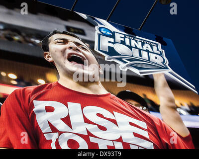Arlington, TX, USA . 20th Mar, 2014. Spring 2014 is going to be full of events in north Texas. Poster advertises the NCAA Final Four basketball tournament takes place in Arlington  Credit:  J. G. Domke/Alamy Live News Stock Photo