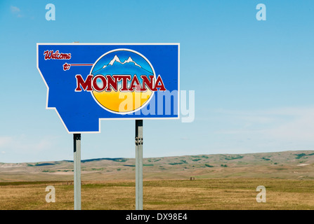 Welcome to Montana sign in northeastern part of state Stock Photo