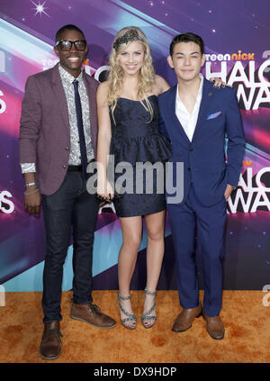 (L-R) Actors Carlos Knight, Gracie Dzienny and Ryan Potter attends the Nickelodeon's 2012 TeenNick HALO Awards at Hollywood Palladium in Hollywood Featuring: (L-R) Actors Carlos Knight,Gracie Dzienny and Ryan Potter Where: California, United States When: 17 Nov 2012 Stock Photo