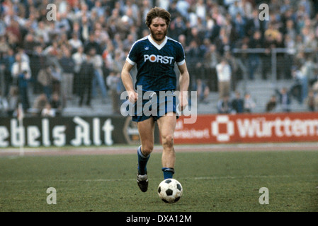 football, Bundesliga, 1981/1982, Wedau Stadium, MSV Duisburg versus VfL Bochum 1:0, scene of the match, Lothar Woelk (VfL) in ball possession Stock Photo