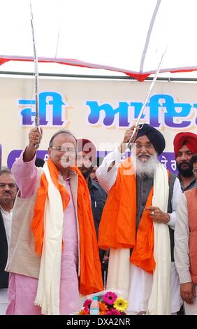 Amritsar, India. 21st Mar, 2014. Amritsar BJP's candidate from Amritsar Lok Sabha seat Arun Jaitley and Punjab Chief Minister Parkash Singh Badal with other leaders during an election rally at Attari near Amritsar on Friday. Photo by Raman Gill/Pacific Press/Alamy Live News Stock Photo