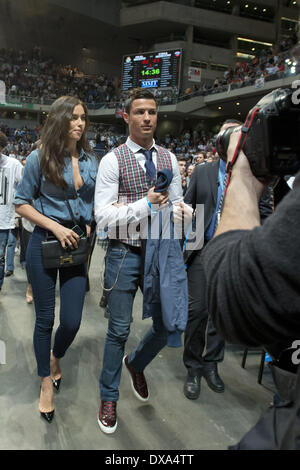 Cristiano Ronaldo and girlfriend Irina Shayk go for lunch Madrid, Spain -  05.10.10 Stock Photo - Alamy