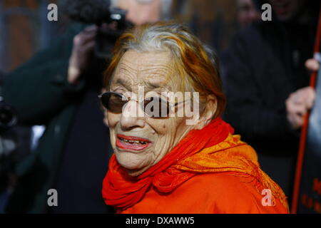 Dublin, Ireland. 22nd March 2014. Close-up of Margaretta D'Arcy. The 79 year old Irish peace activist and actor Margaretta D'Arcy has been released from Mountjoy prison in Dublin. She served a three month long sentence for refusing to sign a bond to keep away from unauthorised zones at Shannon airport. Credit:  Michael Debets/Alamy Live News Stock Photo