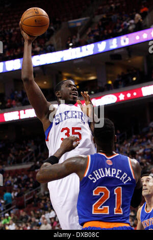 New York Knicks guard Iman Shumpert (L) and Chicago Bulls guard Jimmy ...