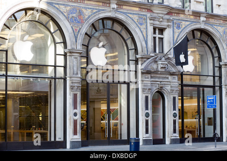The Apple Store Regent Street London Stock Photo