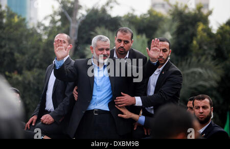 Gaza, Palestinian Territories. 23rd Mar, 2014. Ismail Haniyeh, prime minister of the Hamas Gaza government, talks to his supporters during a Hamas rally marking the anniversary of the death of its leaders killed by Israel, in Gaza City March 23, 2014. Credit:  Majdi Fathi/NurPhoto/ZUMAPRESS.com/Alamy Live News Stock Photo
