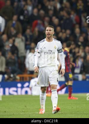 2014-15 RealMadrid Sergio Ramos ユニフォーム 2014-15 Real Madrid Away Shirt Sergio Ramos #4 (XXL)