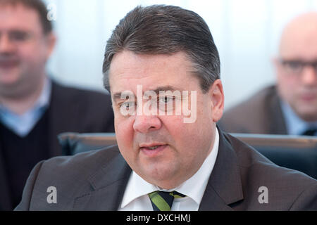 Berlin, Germany. 24th Mar, 2014. Federal Minister of Economics and Energy and chairman of the SPD, Sigmar Gabriel, attends a Presidium meeting of the SPD in Berlin, Germany, 24 March 2014. Photo: MAURIZIO GAMBARINI/dpa/Alamy Live News Stock Photo