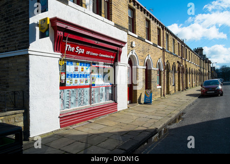 'Bargain Booze' off licence shop in Saltaire, Yorkshire, UK. Stock Photo