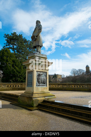 Statue of Titus Salt in Roberts Park, Saltaire, Bradford, Yorkshire, England Stock Photo