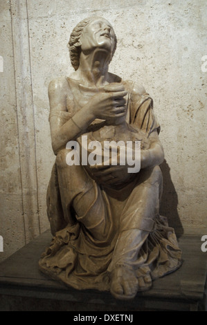 Roman Art Italy Drunk Old Woman Sculpture Marble Copy From