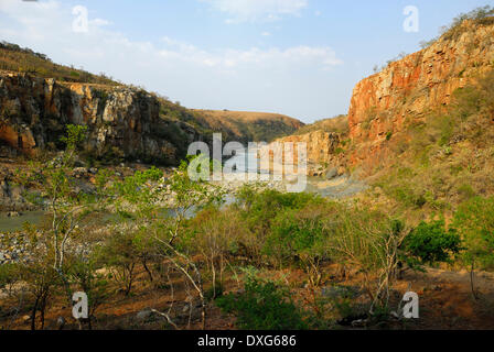 White Umfolozi River gorge, near Melmoth, KwaZulu Natal, South Africa ...