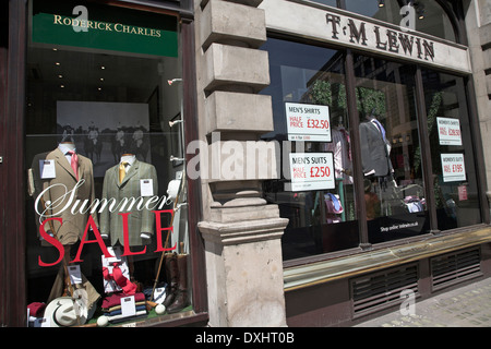 Expensive upmarket specialist gentlemen'´s tailor shops, Jermyn Street, London, England Stock Photo