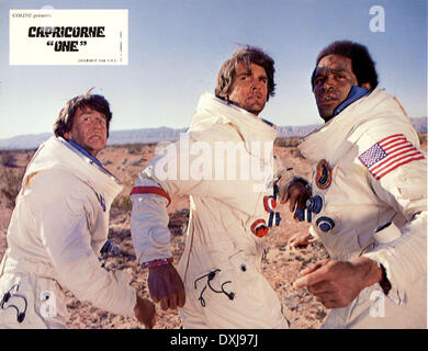 CAPRICORN ONE (US/UK 1978) SAM WATERSTON, JAMES BROLIN, O J Stock Photo