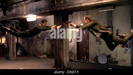 THE MATRIX (US1999) WARNER BROS KEANU REEVES, HUGO WEAVING P Stock Photo