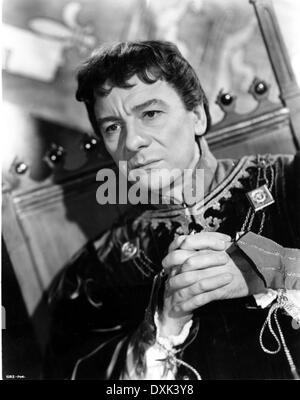 JOHN GIELGUD RICHARD III (1955 Stock Photo, Royalty Free Image ...