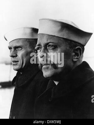 THE SAND PEBBLES (US1966) STEVE MCQUEEN, RICHARD ATTENBOROUG Stock Photo