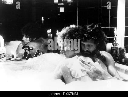 A STAR IS BORN (US1976) BARBRA STREISAND, KRIS KRISTOFFERSON Stock Photo