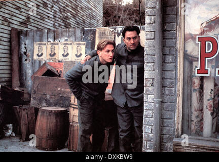 WE'RE NO ANGELS (US  1989) PARAMOUNT PICTURES ROBERT DE NIRO Stock Photo