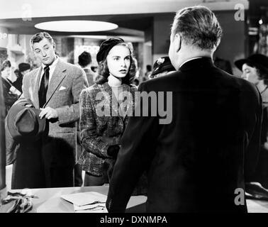 JANET LEIGH, ROBERT MITCHUM, HOLIDAY AFFAIR, 1949 Stock Photo - Alamy