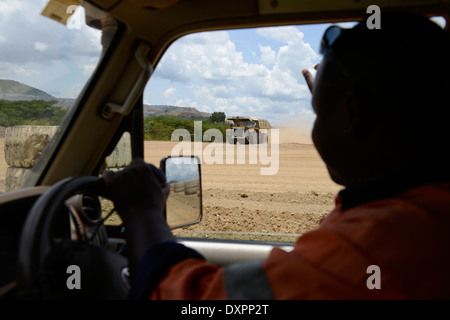 TANZANIA, town Geita, gold mining industry, open-cast goldmine of company AngloGold Ashanti - goldmines goldmining goldminer Stock Photo