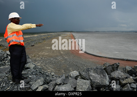 TANZANIA Geita Gold Mine, open-cast gold mine of company AngloGold Ashanti, sewage pond for toxic effluents from gold ore processing containing chemicals like, cyanide process or the MacArthur-Forrest process Stock Photo