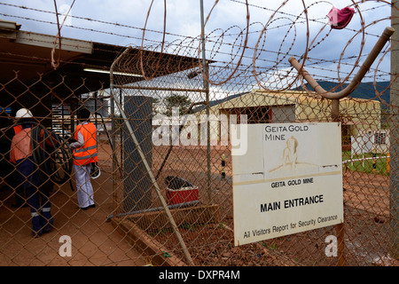 TANZANIA Geita Gold Mine, open-cast gold mine of company AngloGold Ashanti, main entrance Stock Photo