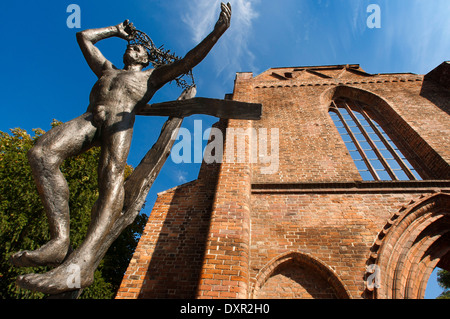 Franziskaner Klosterkirche (Franciscan Friary Church) ruin, Berlin, Germany. In West Berlin, near Bahnhof Zoo, is the famous Kai Stock Photo