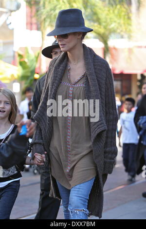 Heidi Klum seen with her children Henry Leni Lou Sulola Johan Samuel her boyfriend Martin Kristen and her mother Erna at The Grove Los Angeles California - 21.11.12 Featuring: Heidi Klum When: 21 Nov 2012 Stock Photo