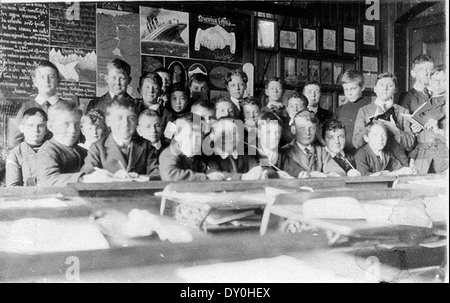 Interior of school room, Scotch College, East Melbourne, 1916 / unknown photographer Stock Photo