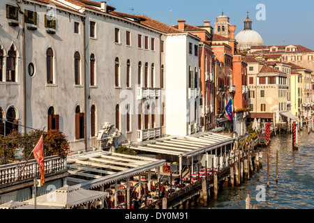 Cafe restaurant on Grand Canal near Rialto Bridge at night Venice Stock ...