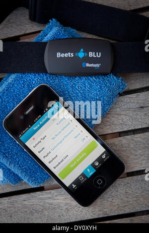 Runkeeper bluetooth best sale heart rate monitor