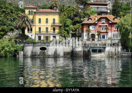 Ansicht italienische Stadt am See, view on a italien village at the sea,Lago Maggiore,
