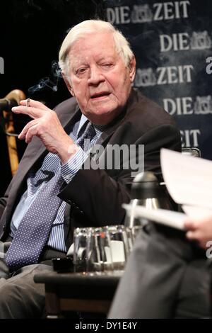 Hamburg, Germany. 02nd Apr, 2014. Former German Chancellor and co-publisher of newspaper 'Die Zeit' Helmut Schmidt (SPD) and editor-in-chief of 'Die Zeit' di Lorenzo sit on the podium during the series of events 'The long night of Die Zeit' at Schauspielhaus in Hamburg, Germany, 02 April 2014. The former German Chancellor answered collected readers' questions on Hamburg. 'Die Zeit' will for the first time be published with a local section for Hamburg on 03 April 2014. Photo: BODO MARKS/DPA/Alamy Live News