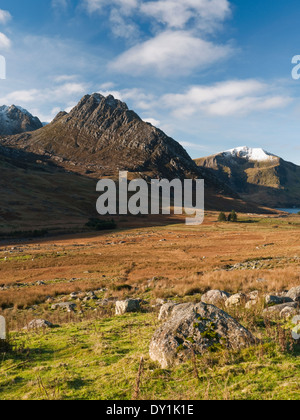 Snowdonia's Ogwen valley, showing the mountain Tryfan in front of Y Garn and Llyn Ogwen Stock Photo