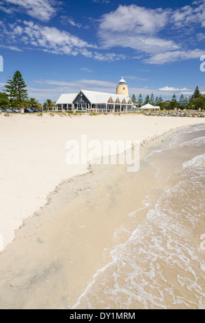 Cafe and Tourist Information Office overlooking the beach and foreshore in Busselton, Western Australia Stock Photo