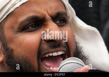 London, UK. 4th April 2014. Anjem Choudary's Need For Khilafah group demonstrate near the Lebanese embassy against what they say is 'the entire Muslim community being put under siege in North Lebanon'. Credit:  Paul Davey/Alamy Live News Stock Photo