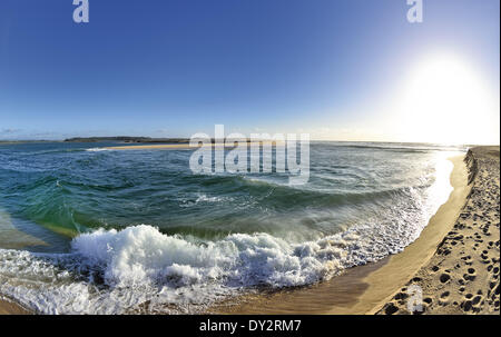 Portugal, Alentejo, Odemira, Santo Andre, Lagoa de Santo Andre, lake, sea, ocean, Atlantic Ocean, water, green water, waves, clean water, fresh, oxygen, pure air, nature protected area, dunes, sand, eco system, ambient, April 2014 Stock Photo